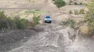 Nissan Xterra Pro 4x on Heavy Diagonaled Hill [upl. by Fleeman]