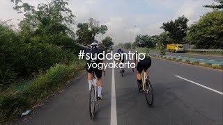 suddentrip Yogyakarta Part 1  Naik Fixed Gear ke Jogja [upl. by Yanahs159]