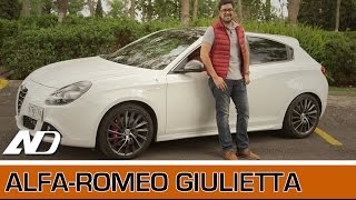 Alfa Romeo Giulietta  Mereces una cita con un auto como este [upl. by Lissy990]