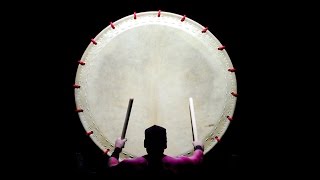 Odaiko drum solo of FRANK Dubberke  taiko drummer  Japanese drumming  Odaiko Trommler [upl. by Mot]