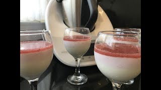 PANNA COTTA DE IOGURTE COM MOUSSE DE MORANGO COM THERMOMIXBIMBY® [upl. by Jemina624]