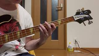 Rickenbacker 4001  Testing the worn frets [upl. by Rucker]