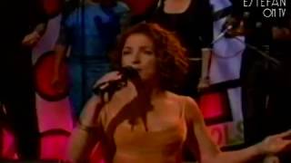 Gloria Estefan  Como Me Duele Perderte Live on The Tonight Show 2000 [upl. by Claudelle960]