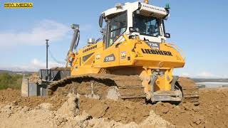 LIEBHERR 736 dozer spreading material out on a new distribution warehouse development [upl. by Benni]