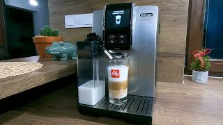 DeLonghi Dinamica Plus  Latte Macchiato [upl. by Hteik]