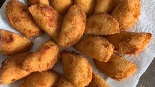 Recette de Rissoles aux crevettes 🦐 [upl. by Ennaerb]