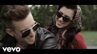 Thompson Square  Everything I Shouldnt Be Thinking About Music Video [upl. by Attenna]