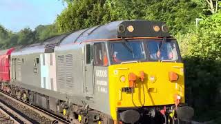 50008 Thunderer amp 20007 thumping through Shawford 25524 [upl. by Om]