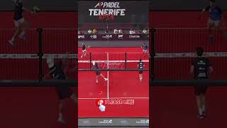 LA TONTONAAAAA 🤯🤯 Padel Highlights bestofpadel [upl. by Nickolaus]