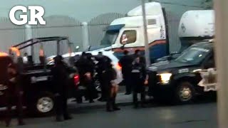 Se enfrentan policías y Fuerza Civil en San Nicolás [upl. by Boiney]