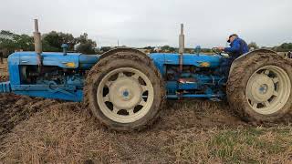 1963 Doe Triple D DDD 4WD Diesel Articulated Tractor 2x 36 Litre 4Cyl 108HP with Plough [upl. by Aihsekat]