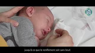 Le lavage de nez chez nouveau né et le petit enfant [upl. by Krefetz]