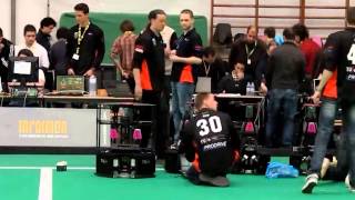 Voetbalrobots TUe winnen Portugese Open [upl. by Jarlathus]