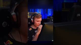 huNter knifed m0nesy midgame 😅CS CSGO [upl. by Ahsieker]