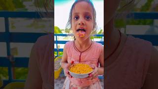 Main namkin Aise Khati hun 😂😂 funny comedy ytshorts youtubeshorts funnyshorts shorts [upl. by Akire373]