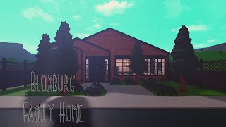 Bloxburg Small Family Home  65K [upl. by Etnom]