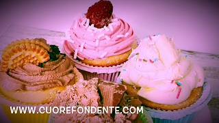 Cupcake Ricetta base e 4 decorazioni con Glassa Frosting [upl. by Hoshi236]