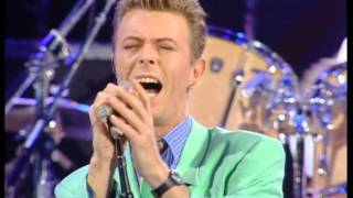 David Bowie amp Queen  Heroes  Live at Wembley Stadium 19920420 60fps [upl. by El]