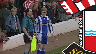 Halftime kit change  FLASHBACK Southampton 31 Manchester United 13th April 1996 [upl. by Yeltsew355]