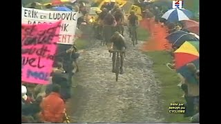 ParisRoubaix 2001  Lenfer de la trouée dArenberg sous la pluie [upl. by Wickman]