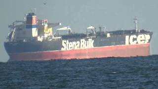 Nikon CoolPix P900 Zoom Test Beach to Cargo Ship1 [upl. by Reiche]