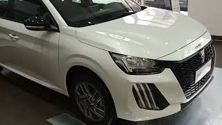 Peugeot NEW 208 Allure Automatico Blanco Nacre AM25 [upl. by Remo159]