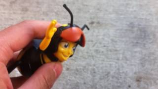 HAPPY MEAL TOY UNBOXING REVIEW BEE MOVIE EPIC MEME SEINFIELD  FAMILY FUN [upl. by Notnilk450]