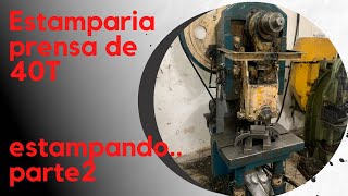 Como montar ferramenta e trocar curso  Prensa excêntrica estampando material de repuxo parte 2 [upl. by Yllil]