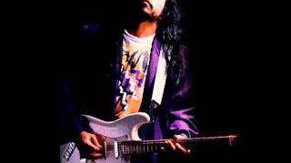 Ramli Sarip n Lovehunter  Blues untuk rakyat [upl. by Airoled537]