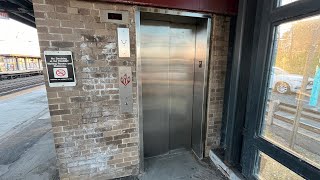 Federal Elevator At The Metropark Train Station Southbound Platform In Iselin NJ 03162024 [upl. by Caldwell116]