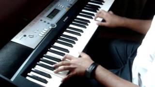 Feliz Navidad  We wish you a merry Christmas Piano Cover Praveen Menezes [upl. by Nerred]