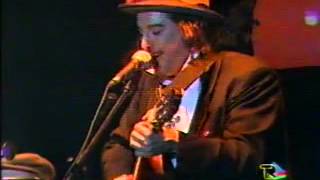 Ultimo concerto di Matteo Salvatorecon Capossela e De Sio Foggia 26112004 Teatro Aristonmp4 [upl. by Matthew39]