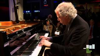 András Schiff Plays Bach Chromatic Fantasy and Fugue in D Minor BWV 903 [upl. by Erual836]