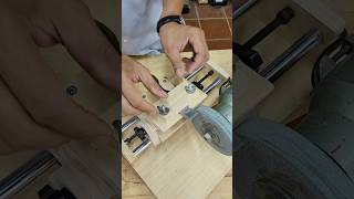 Sharpener Chisel Technique shorts wood woodwork diy popularwoodworking woodworkingtools [upl. by Ilagam]