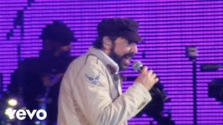 Juan Luis Guerra  Bachata Rosa Live [upl. by Nylirahs]