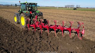 Bovenover ploegen  Onland ploughing  Plowing  Pflügen  John Deere 6140R  Ovlac 8furrow plough [upl. by Pirali]