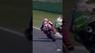 Edwards 🆚 Bayliss at Imola in 2002 🔙  2002 ItalianWorldSBK 🇮🇹 [upl. by Novah]