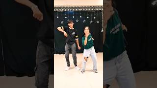 do dhari talwar reels dance exploredanceshortvideo dancecoverbollyhopdance hindisong dancer [upl. by Buchbinder]