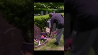 Bobby Brown 1st visit to Whitney amp Bobbi Kris grave site in New Jersey 🥹 circa 2022 [upl. by Daughtry923]