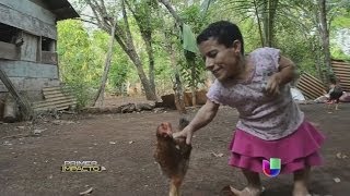 Conoce a la mujer más pequeña de Guatemala  Primer Impacto [upl. by Aleik]