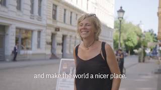 Jacqueline Berlitz English student German English subtitles [upl. by Fernyak]