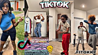 Shamar X Tripout TikTok dance trend We outside with her friend her baby daddy is my enemy🔥🔥🔥 [upl. by Aicre515]