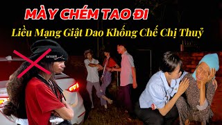 NÓNG  Người Bố Liều Mạng Giật Dao Khống Chế quotChị Thủy Tóc Kết 20 Nămquot Đi Chữa Bệnh [upl. by Jeannie]