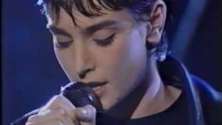 Sinead OConnor  Thank You For Hearing Me performance 1994HQ [upl. by Modie]