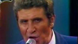 Gilbert Bécaud  Et maintenant « ChampsElysée » 1987 [upl. by Avat]