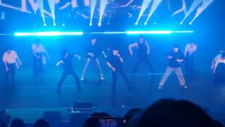 Black Mirror by ONEUS 2nd World Tour La Dolce Vita [upl. by Oilime863]