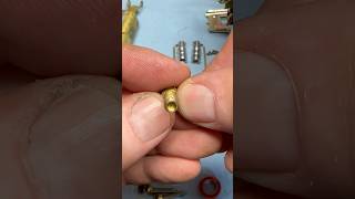 Why is Edelbrock carb hardware WEIRD carburetor edelbrock [upl. by Dorraj]