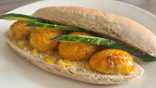 🇸🇷 Surinaamse kerrie ei broodjeSurinamse Curry egg sandwichrecept [upl. by Johnson]