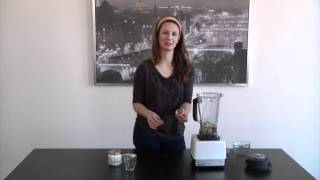 Maca Superfood Smoothie met Dadels en Kokosolie [upl. by Owena]