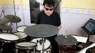 HOLD THE LINE TOTOdrum cover Do Laurent [upl. by Marvin]